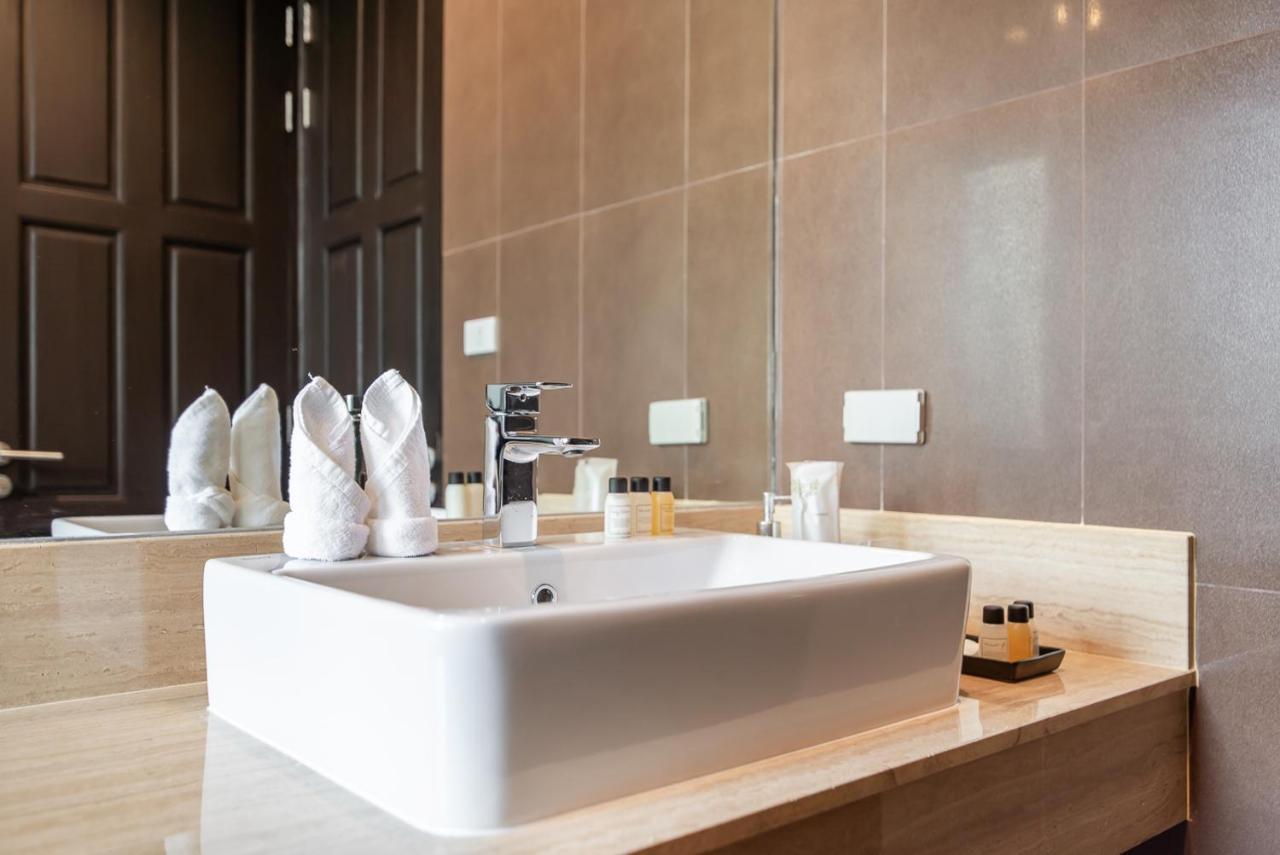 Movenpick Luxury Villa1Fl-Private Pool-Sha Certified Na Chom Thian Esterno foto